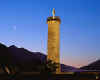 000405 GB: Glenfinnan Memorial by night